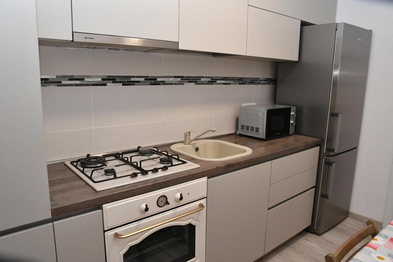 Ferienwohnung Toporasi Apartament Craiova Exterior foto