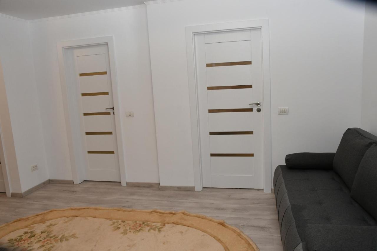 Ferienwohnung Toporasi Apartament Craiova Exterior foto